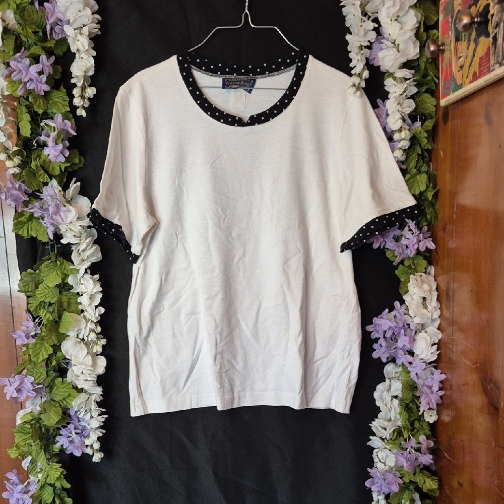 Willow Ridge Cream Tee with Black Polka-Dot Trim
